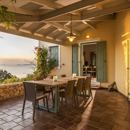 Electra Beachfront * Kranidi