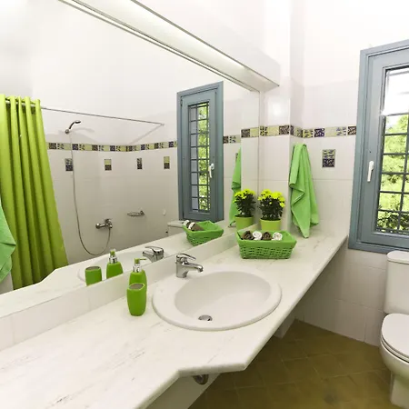 Electra Beachfront Villa Kranidi