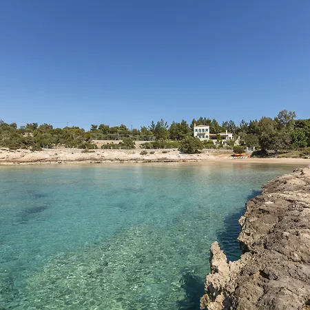 Electra Beachfront Villa *