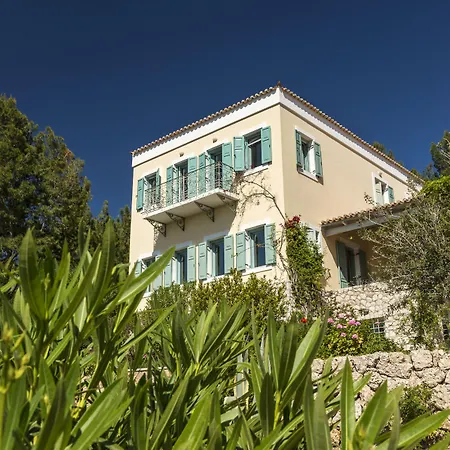 Electra Beachfront *