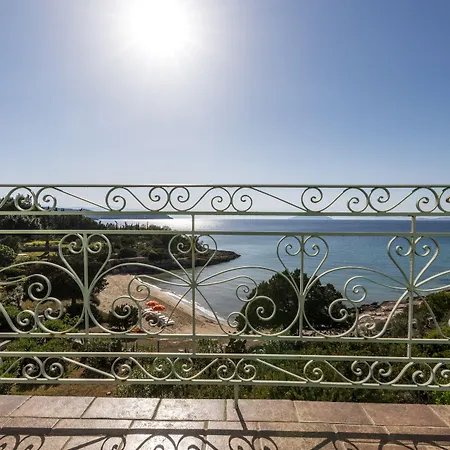 Electra Beachfront Villa Kranidi