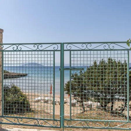 Electra Beachfront Vila Kranidi