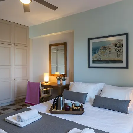 Villa Electra Beachfront *