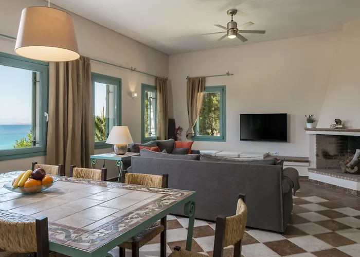 Villa Electra Beachfront *