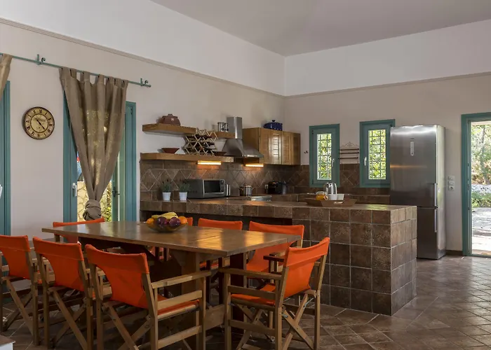 Villa Electra Beachfront *