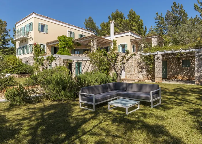 Electra Beachfront *