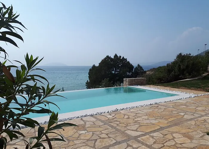 Villa Electra Beachfront